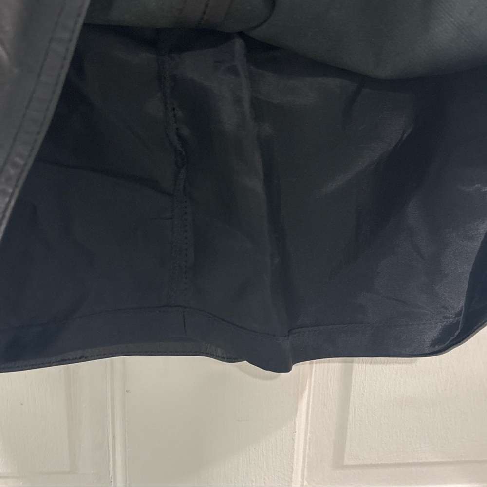 The Limited Women’s Y2K 100% Leather Mini Pencil Skirt Size 4 Black Pockets EUC - Picture 7 of 7